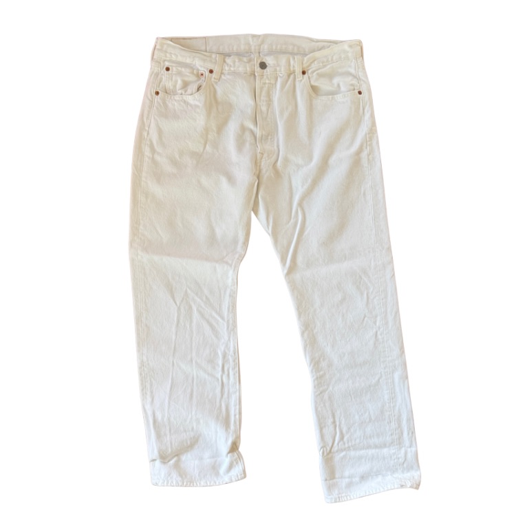 White Levi’s 501 Sz 36 X 30